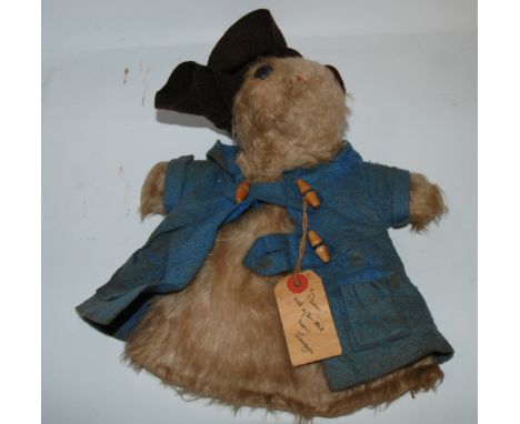 A Paddington glove puppet, other dolls, soft toys (def) Condition Report: Available upon request