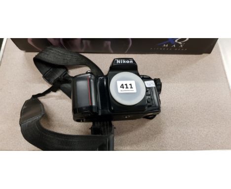 NIKON CAMERA