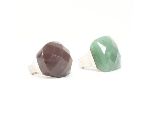 Two 925 silver &amp; quartz set dress rings. The first having a faceted rectangular cut green aventurine quartz to squared sh