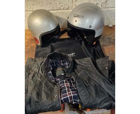 A Cromwell helmet with bag, a vintage helmet and a wax gillette, size M 