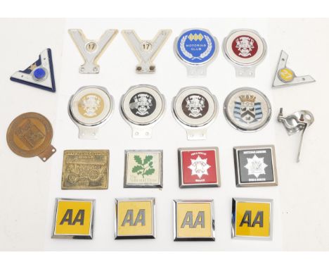 Four Pickering Traction Engine Rally grill badges, a Veteran Motorist 65 Year badge and other badges 