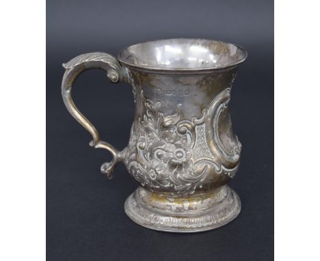 Victorian silver repousse tankard, of bulbous form decorated with flowers and C-scrolls, maker George Brace, London 1862, 4.2