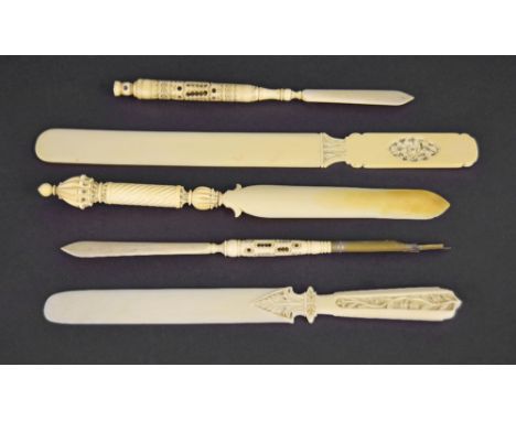 Paper knives/letter openers - five assorted ivory and bone paper knives with carved and pierced decoration, 19th century, the
