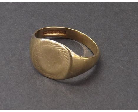 9ct signet ring, 3.2gm, ring size R