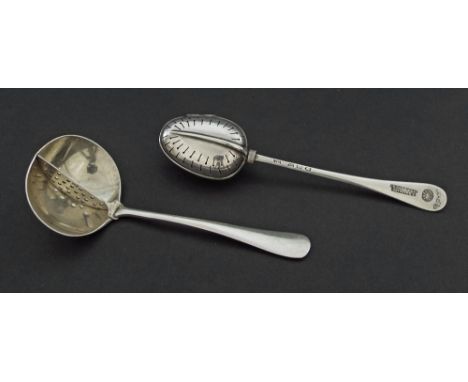 Late Victorian silver Old English pattern straining spoon, maker 'GG' (probably George Gillett), London 1892, Patent no. 5594