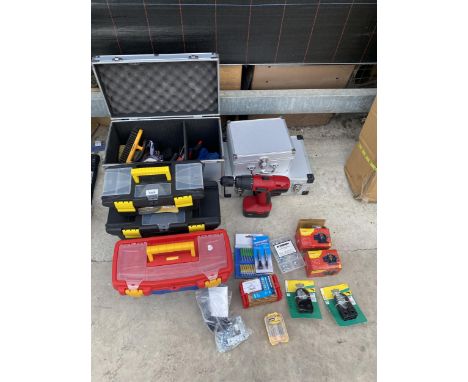 AN ASSORTMENT OF TOOLS AND HARDWARE TO INCLUDE VARIOUS TOOL BOXES ETC 