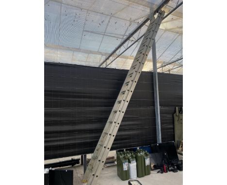 A TWO SECTION EXTENDING LADDER (17 RUNGS PER SECTION) 