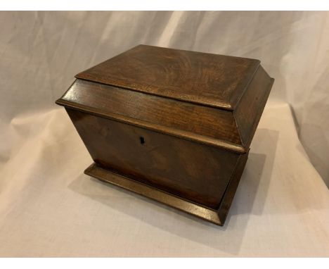 A VINTAGE MAHOGANY TEA CADDY WITH INTERIOR HINGED LIDDED BOXES MADE WITH SMALL DOVETAIL JOINTS  (ONE LID A/F) 
