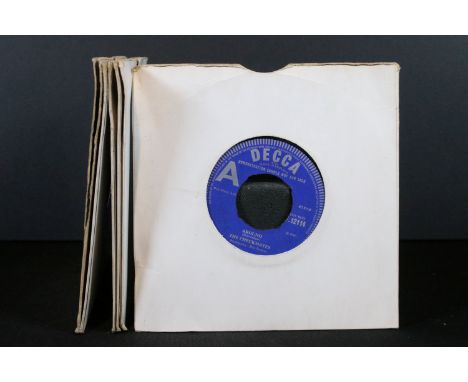Vinyl - 6 Beat / Mod / Pop UK 1960’s demo promo 7” singles on Decca Records to include: The Checkmates (F 12114), Marianne Fa