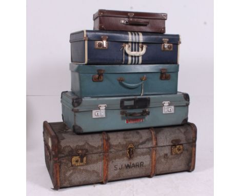 A stack of vintage trunks to include retro 50's example. canvas and wooden strapped steamer trunk, leather etc H33 W91 W52 cm
