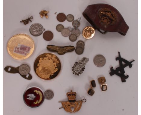 A collection of ww2 Canadian Royal Air Force cap badges to include also a warrant officers leather and brass badge, VR soldie
