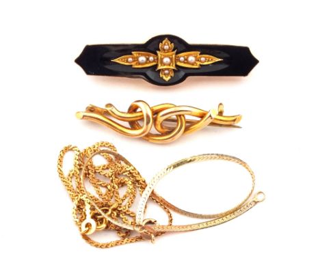 A 9ct Gold twist brooch, 9ct Gold necklace, a 14ct Gold bracelet and a yellow metal and seed Pearl set brooch