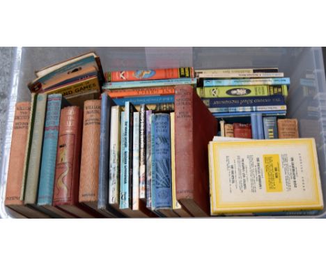 A very good selection of vintage children's books, to include Puffin publications, Rupert Bear, A.A. Milne, Robert Browning, 