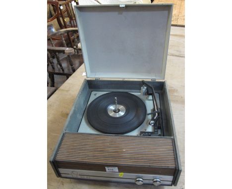 Fidelity HF43 record player.