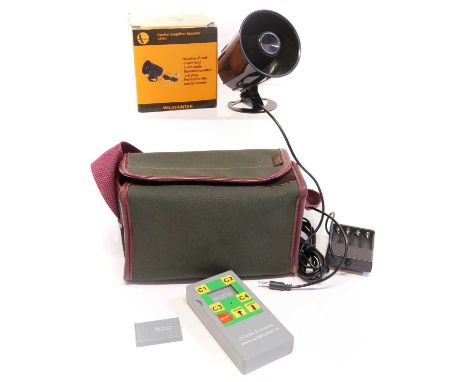 UCaller Extreme with speaker, and two cards for birds and animals, fitted into a canvas cartridge bag.Both units power up and