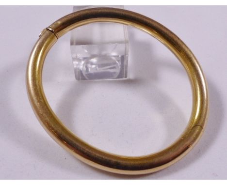 9CT BANGLE. 9ct gold bangle 10,3g
