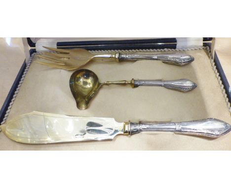 VINTAGE CASED FISH SERVERS. Vintage cased fish servers with ladle