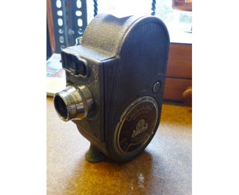 BELL & HOWELL CAMERA. Bell & Howell Sportster 8mm movie camera