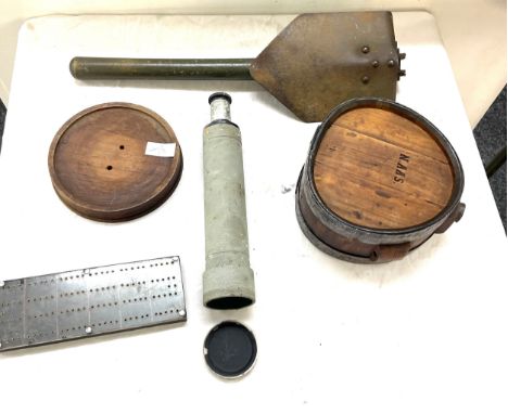Spade US, old flask, scope, HMS iron duke wooden stand, cribbage WW2 era 