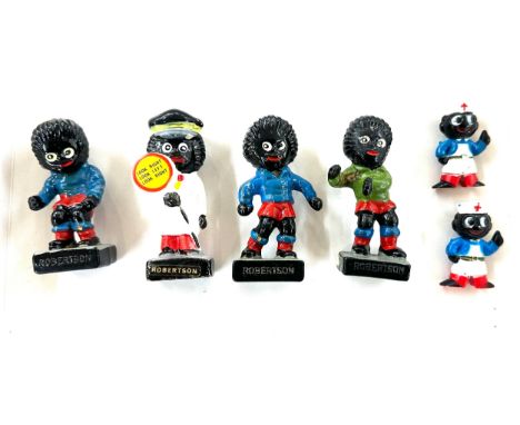 Selection of Robertson jam music band figures Notice from the the-saleroom.com: These items are listed on the basis they are 