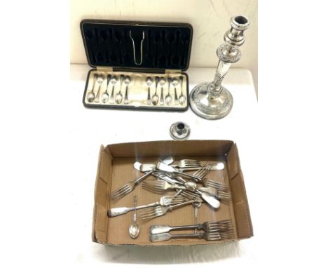 Selection of vintage and later cutlery 