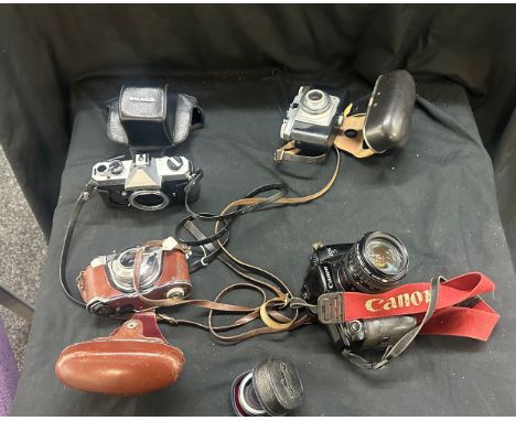 Selection of assorted vintage cameras - all untested 