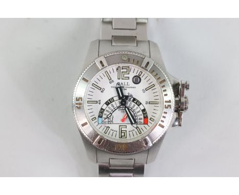 Thermometer Case Size: 40mmCase Material: Stainless steelBezel Color: Silver grayCrystal Type: SteelMovement: AutomaticBand M