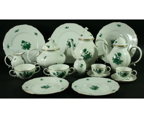 AN AUGARTEN, WIEN, GREEN ROSE SERVICE, 20th Century, comprising a dinner, tea and coffee service including tea and coffee pot
