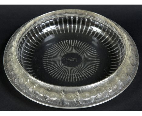 LALIQUE BOWL - MARGUERITES a large shallow bowl in the Marguerites design, with Daisy flowerheads around the rim. Marked, R L