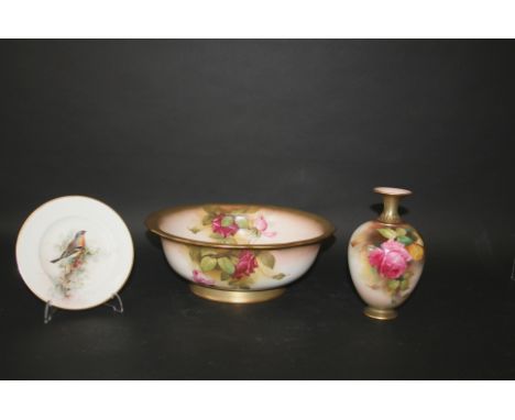 ROYAL WORCESTER SIGNED BOWL - W H AUSTIN a large bowl painted with Roses and leaves, with gilded decoration to the rim and ba