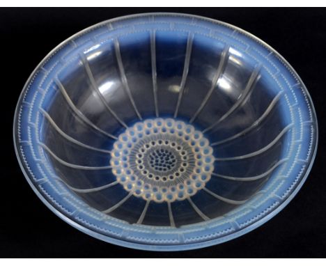 LALIQUE BOWL the opalescent bowl with vertical grooves and a serrated border around the edge of the rim. The base formed from