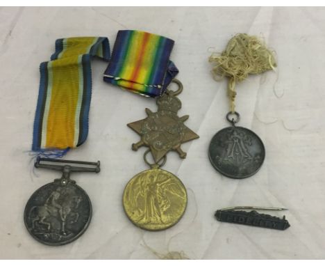 A WWI Trio to 3567 Pte T R Hull, East Surrey Regiment; together with a Temperance medal