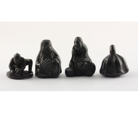 VIER NETSUKE, Holz, Radmacher (H 3, sign.), Lotus mit beweglichen Samen (H 3,5), Sanjuku (H 4,5, besch., sign.) und der Shozu