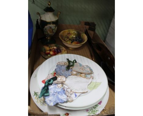 A selection of decorative porcelain and glassware to include hand-painted Royal Worcester examples 