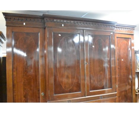 A 19th Century mahogany breakfront wardrobe, width approx. 213cm, height 225cm