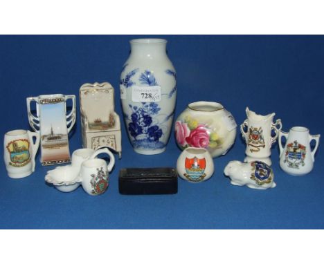 A Royal Worcester porcelain vase, decorated roses, indistinctly signed, G161, a Chinese porcelain vase, crested ware, and a s