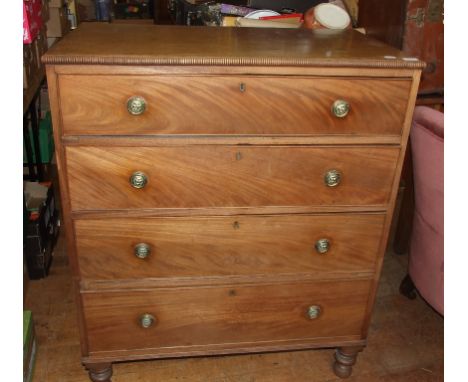 A Victorian mahogany chest, of four long drawers, 94 cm wide Condition report Report by RB

From a local deceased estate, ver