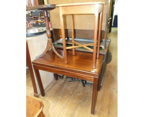 A mahogany tripod table, 48 cm wide, a mirror, a corner cupboard, a card table, and an occasional table (5)