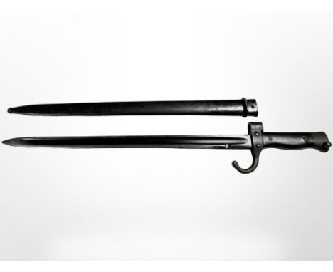A French M 1892 Mannlicher Berthier sword bayonet with composition grips, later pattern second type introduced in 1912 distin