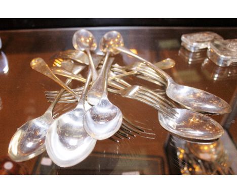 SILVER FLATWARE. Hallmarked silver flatware fork, dessert spoons and serving spoons, assay Sheffield 1961-62, 734g