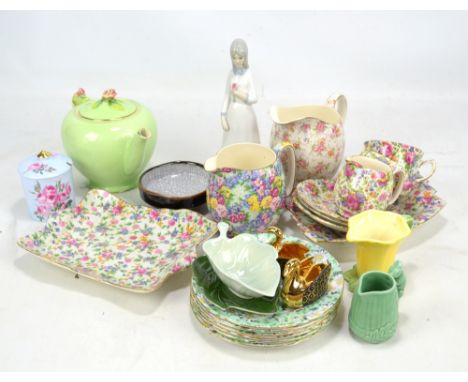 A small group of ceramics to include a set of six Shelley side plates, Royal Winton Grimwades pieces in various patterns to i