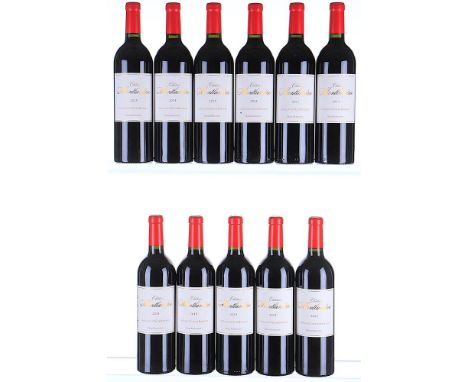 2015 Chateau Montlandrie, Castillon-Cotes de Bordeaux 11x75clLabels scuffed.Previously stored in a fine temperature-controlle