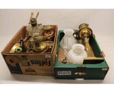 Collection of brass oil lamps incl. a Victorian oil lamp with Corinthian column by Youngs and a bras oil lamp with glass rese