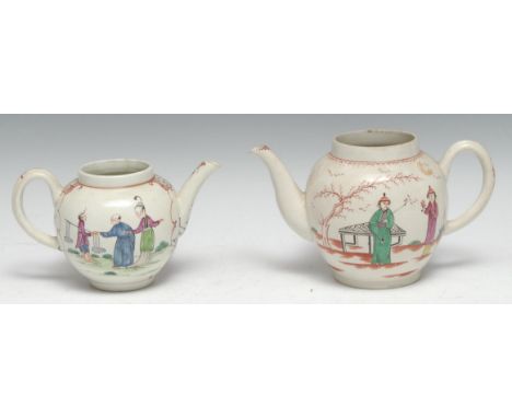 A Pennington's Liverpool globular teapot, decorated in polychorme with oriental figures, crowsfoot border, 14cm high, c.1775;