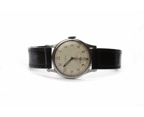 GENTLEMAN'S LONGINES STAINLESS STEEL MANUAL WIND WRIST WATCHthe round dial with luminous Arabic numerals, with subsidiary sec