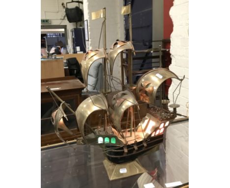BRASS SHIPS LAMP