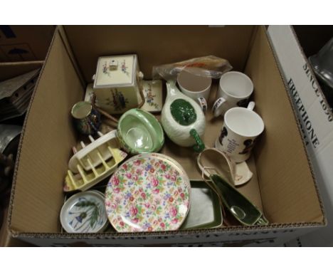 Box of Carlton ware, Maling etc