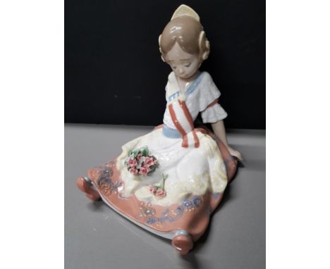 LLADRO FIGURE 5869 FALLAS QUEEN WITH ORIGINAL BOX    H13CM X L14CM