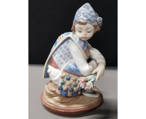 LLADRO FIGURE 1524 JUST LIKE MUM WITH ORIGINAL BOX     HEIGHT 14CM