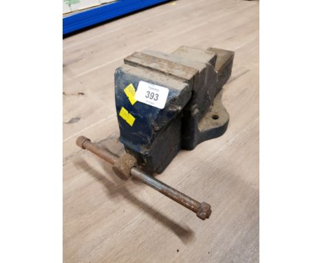 HEAVY DUTY BENCH VICE WITH HANDLE